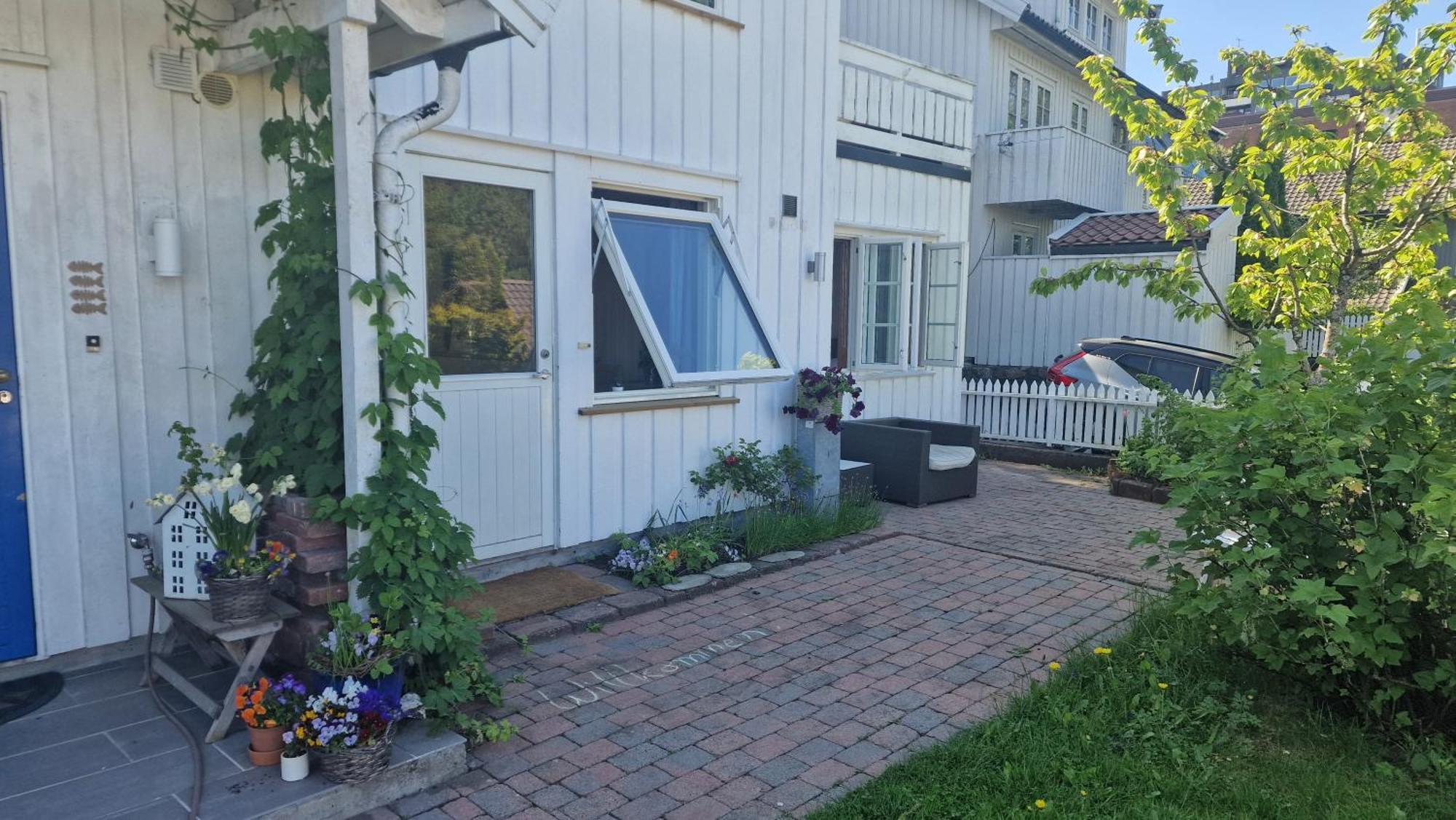 Apartment Cosy Flat For 4 Persons